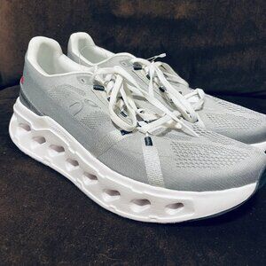 NEW ON Running Cloudeclipse 3MD30092547 Alloy/White Men's Running Shoes Sz 10.5